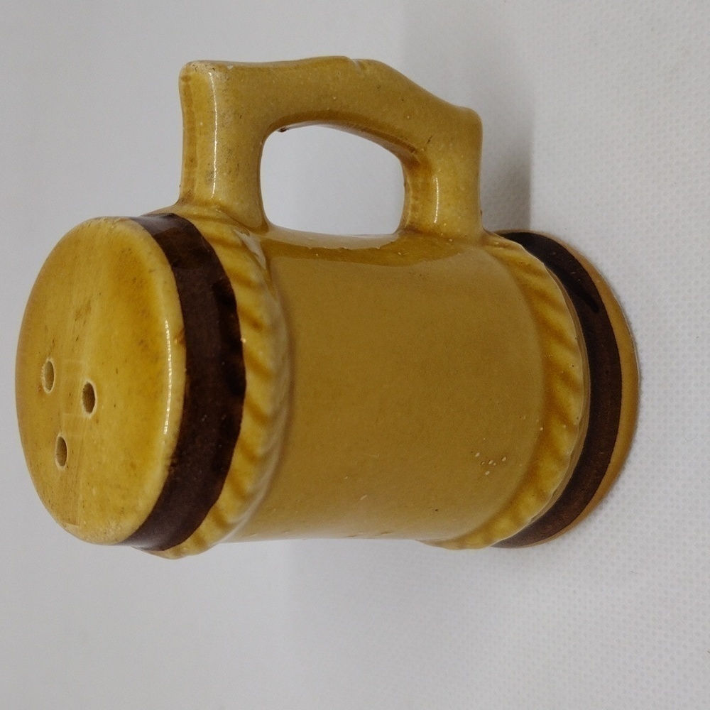 Vintage San Francisco Golden Gate Bridge Souvenir Salt & Pepper Shaker Set - Picture 4 of 14